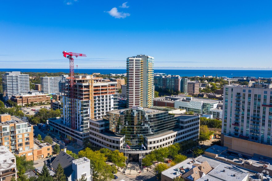 More Photos Of 1007 Church St, Evanston Office For Lease