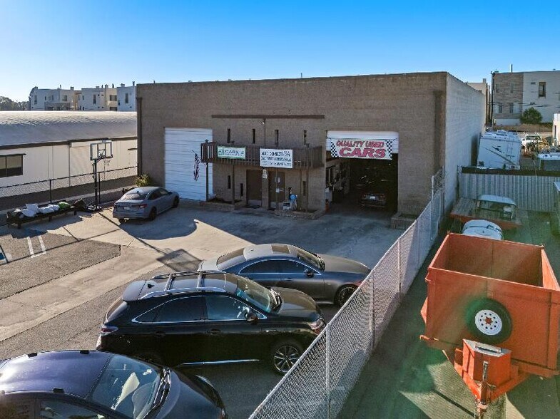 More Photos Of 779 W 16th St, Costa Mesa Warehouse For Sale