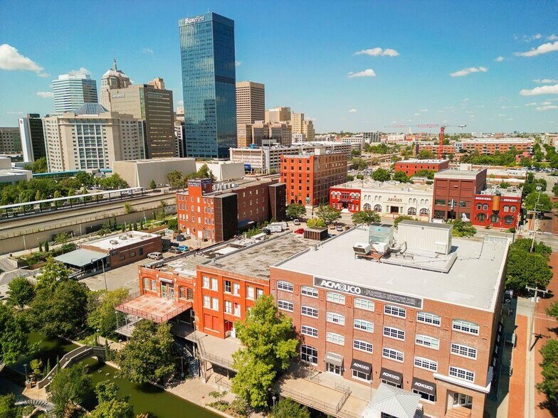 More Photos Of 15 E California Ave, Oklahoma City Restaurant For Sale