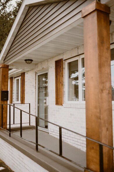 More Photos Of 2560 E Main St, Reedsburg Flex For Lease