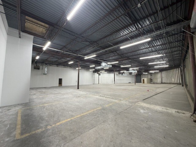 More Photos Of 16201 Trade Zone Ave, Upper Marlboro Industrial For Lease