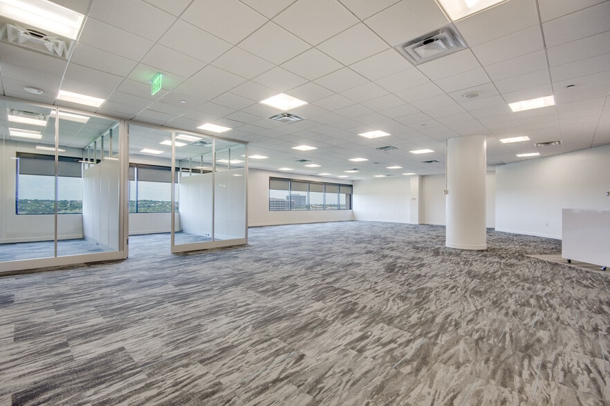 More Photos Of 400 E Las Colinas Blvd, Irving Office For Lease