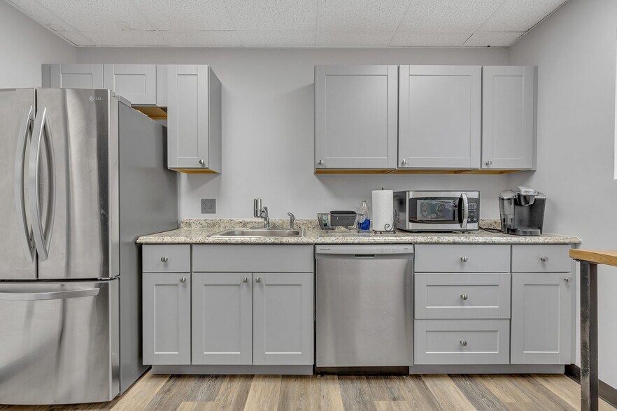 More Photos Of 2617 Grandview Ave, Nashville Office For Lease