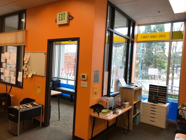 Primary Photo Of 365 Kirkland Ave, Kirkland Apartments For Lease