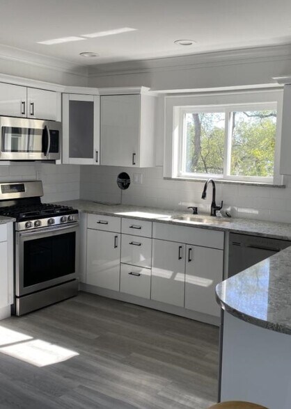 More Photos Of 355 Hicksville Rd, Bethpage Medical For Sale
