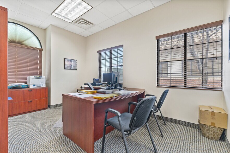 More Photos Of 300 Coon Rapids Blvd NW, Coon Rapids Office Residential For Lease