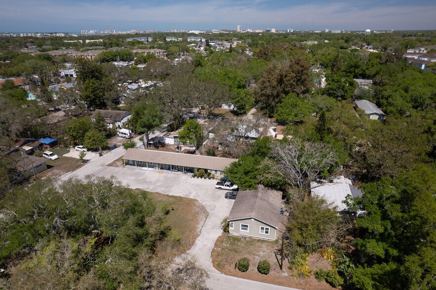 More Photos Of 614 Beverly Ave, Largo Apartments For Sale