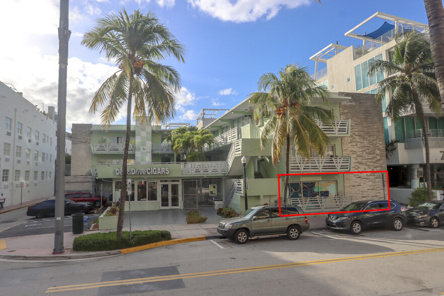 Primary Photo Of 1446 Ocean Drive #1 & 2, Miami Beach General Retail For Sale