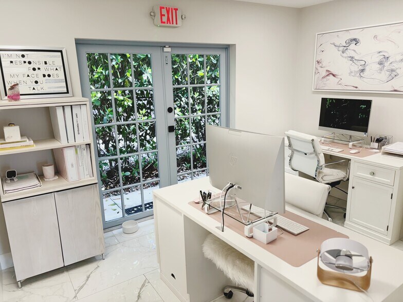 More Photos Of 301 SW 7th St, Fort Lauderdale Office For Sale