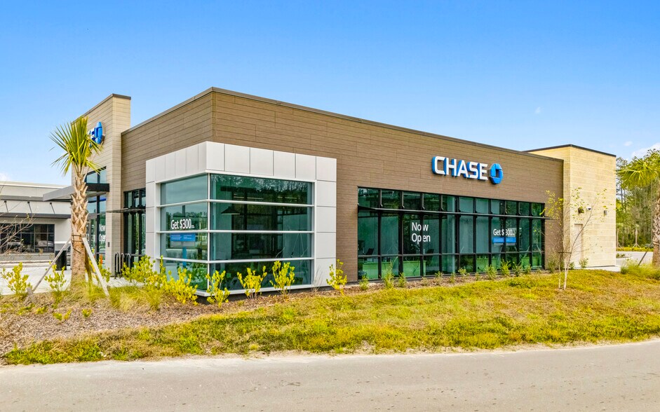 More Photos Of 51 Pine Chase Way, Saint Johns Bank For Sale