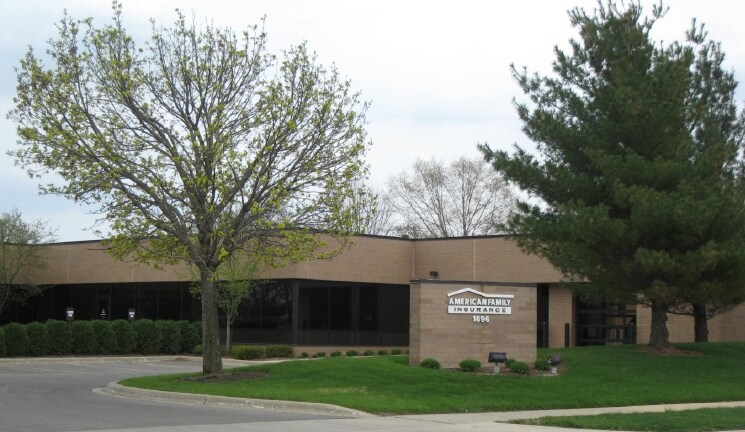 More Photos Of 1696 Greenview Dr SW, Rochester Office For Lease