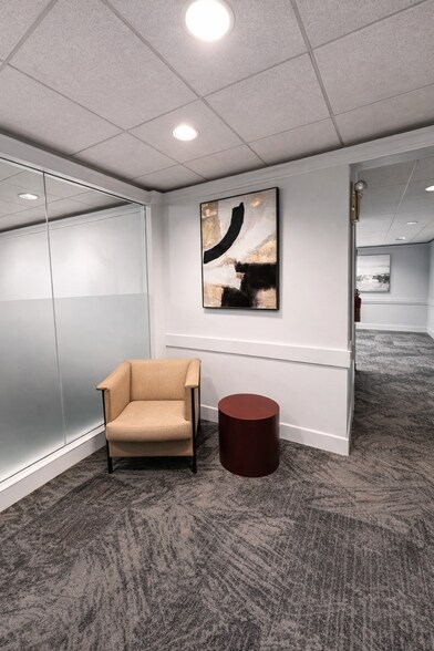 More Photos Of 1521-1523 Locust St, Philadelphia Office For Lease