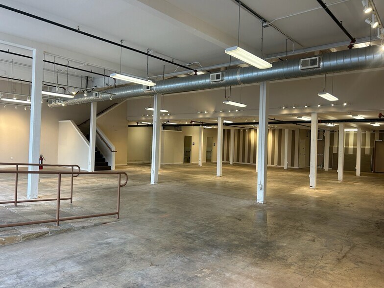 More Photos Of 25 43rd Ave, San Mateo Storefront For Lease
