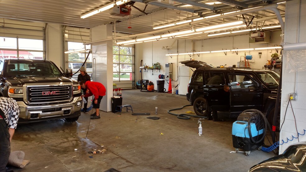 More Photos Of 2068 N Hill Field Rd, Layton Carwash For Lease