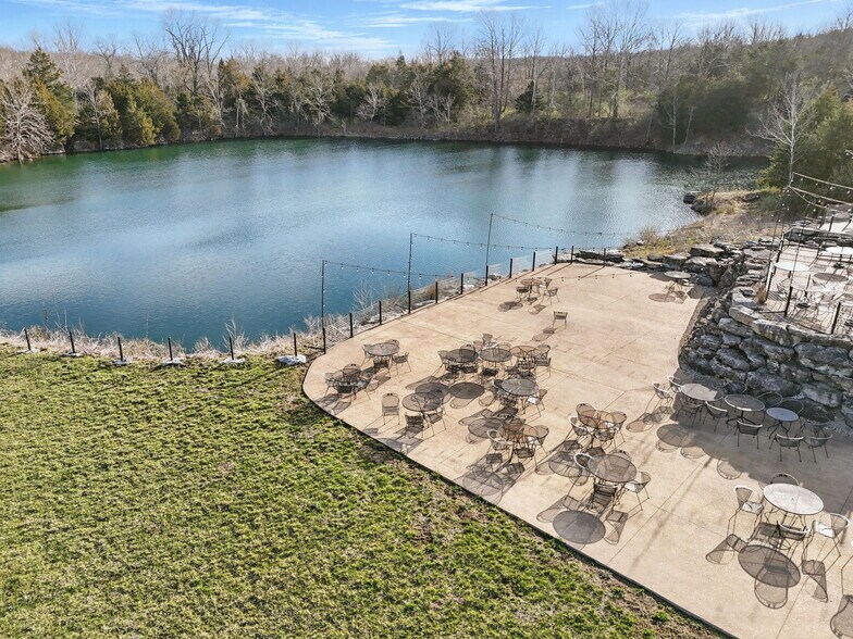 More Photos Of 3960 Highway Z, Wentzville Winery Vineyard For Sale