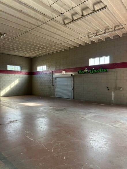 More Photos Of 1201 W Main St, Leesburg Service For Lease