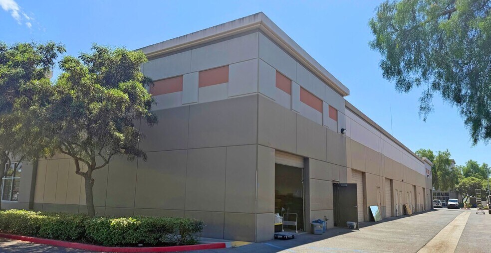 More Photos Of 1516 Santiago Ridge Way, San Diego Warehouse For Lease