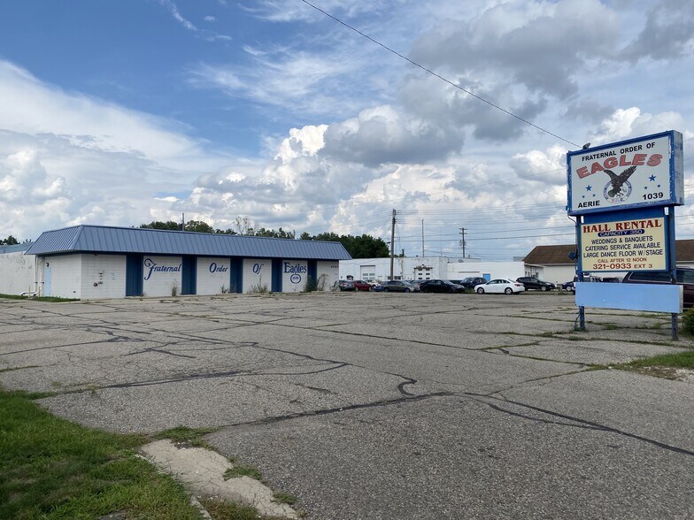Primary Photo Of 4700 N Grand River Ave, Lansing Distribution For Sale