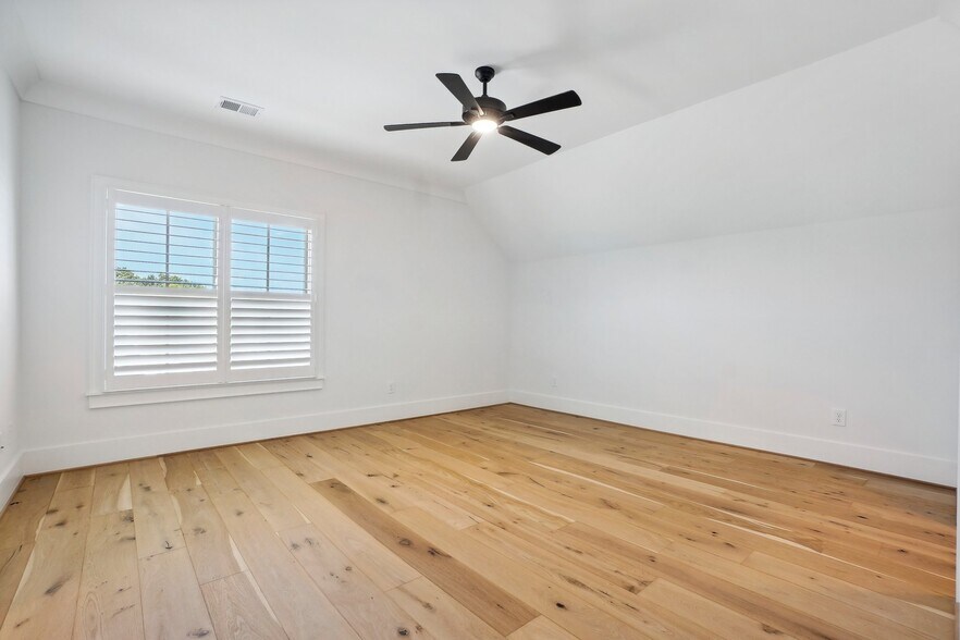 More Photos Of 396 Brookberry Farm Cir, Winston-Salem Specialty For Sale