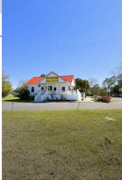 More Photos Of 3937 Savannah Hwy, Johns Island General Retail For Sale