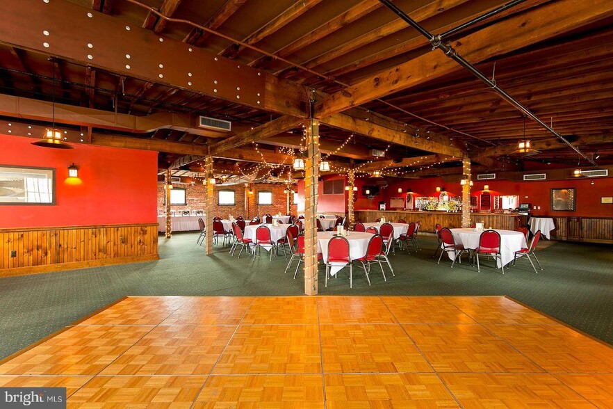 More Photos Of 121-125 E Piccadilly St, Winchester Restaurant For Sale