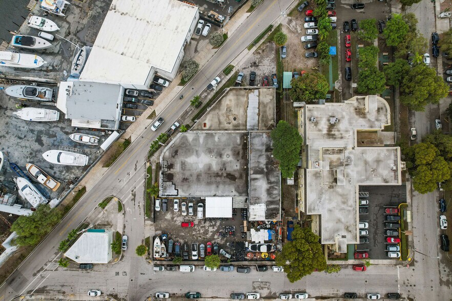 More Photos Of 442-490 NW South River Dr, Miami Warehouse For Lease