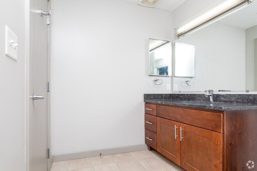 More Photos Of 3300 Clipper Mill Rd, Baltimore Apartments For Lease