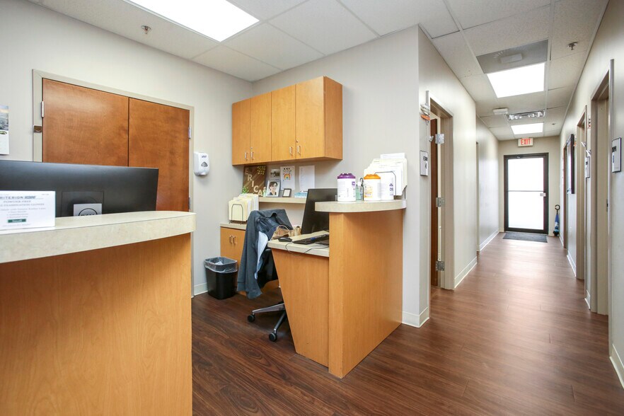 More Photos Of 12 Sammy McGhee Blvd, Jasper Medical For Sale