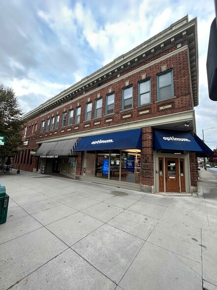 Primary Photo Of 443 N Main St, Hendersonville Storefront Retail Residential For Lease
