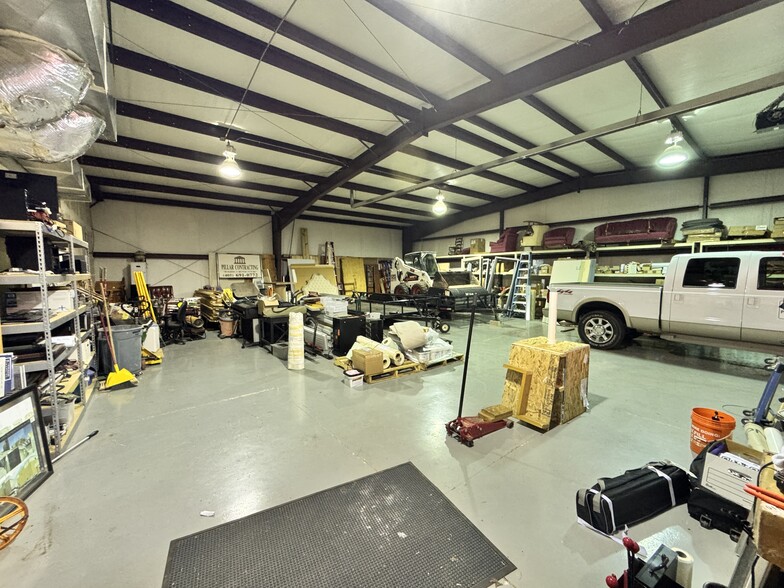 More Photos Of 7408 NW 85th St, Oklahoma City Warehouse For Lease