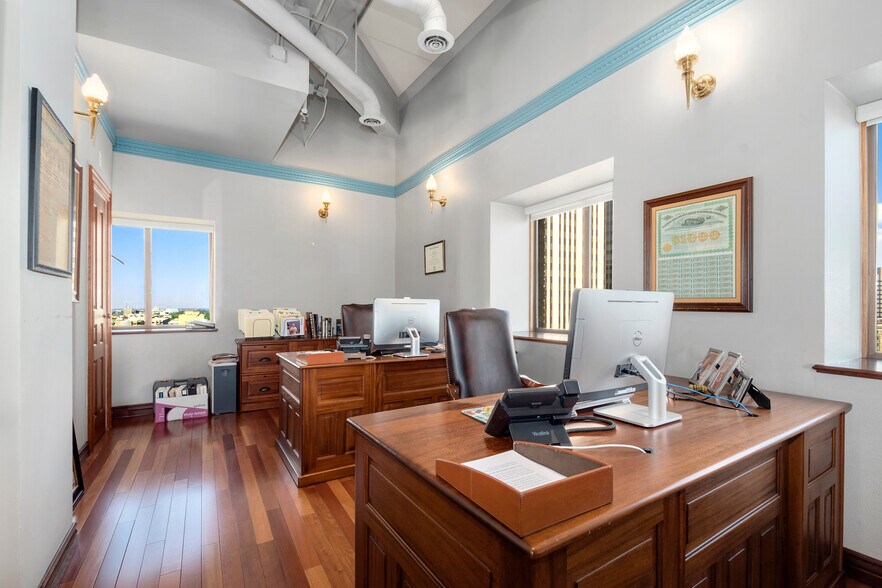 More Photos Of 1601 Arapahoe St, Denver Office For Sale