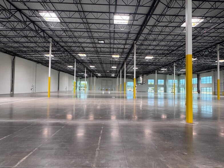 More Photos Of 250 Lauo Loop, Kahului Warehouse For Lease