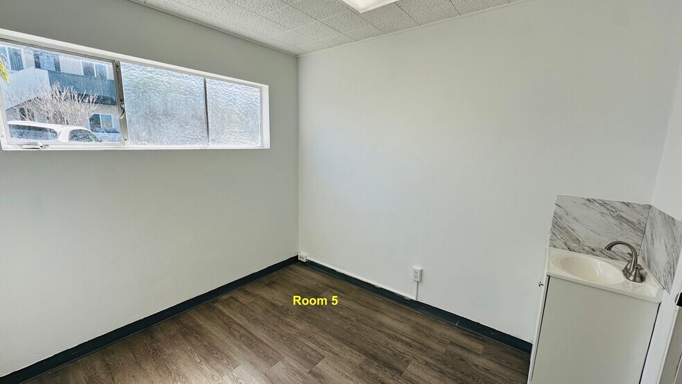 More Photos Of 4747 Mission Blvd, San Diego Medical For Lease