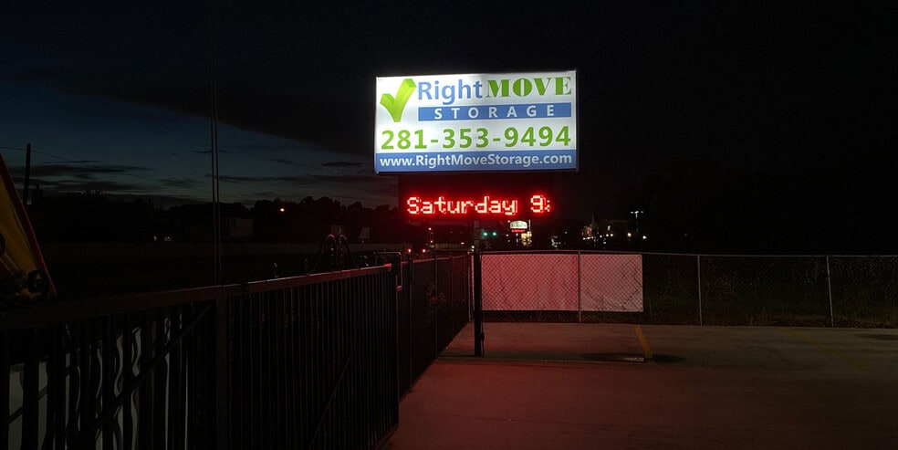 More Photos Of 19526 Kuykendahl Rd, Spring Self Storage For Lease