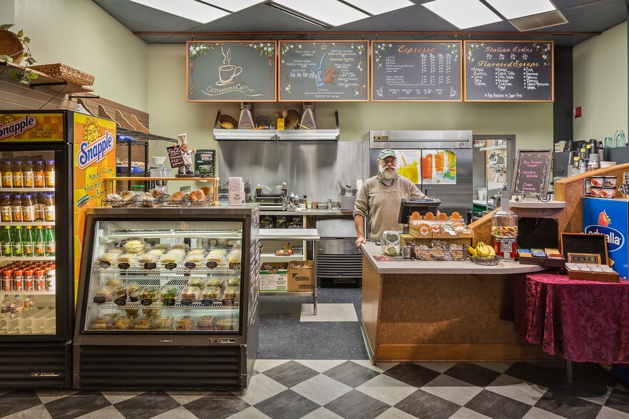 More Photos Of 4700 Point Fosdick Dr, Gig Harbor Office For Sale