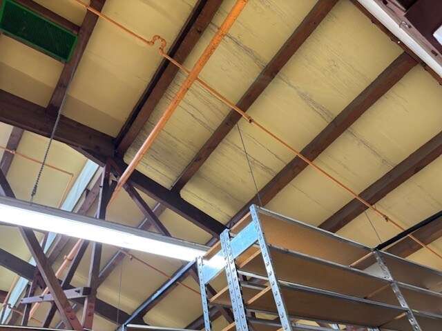 More Photos Of 2120 E Powell Blvd, Gresham General Retail For Sale