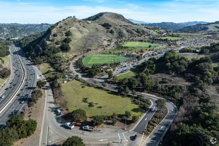 More Photos Of 1 Wilder Rd, Orinda Land For Sale