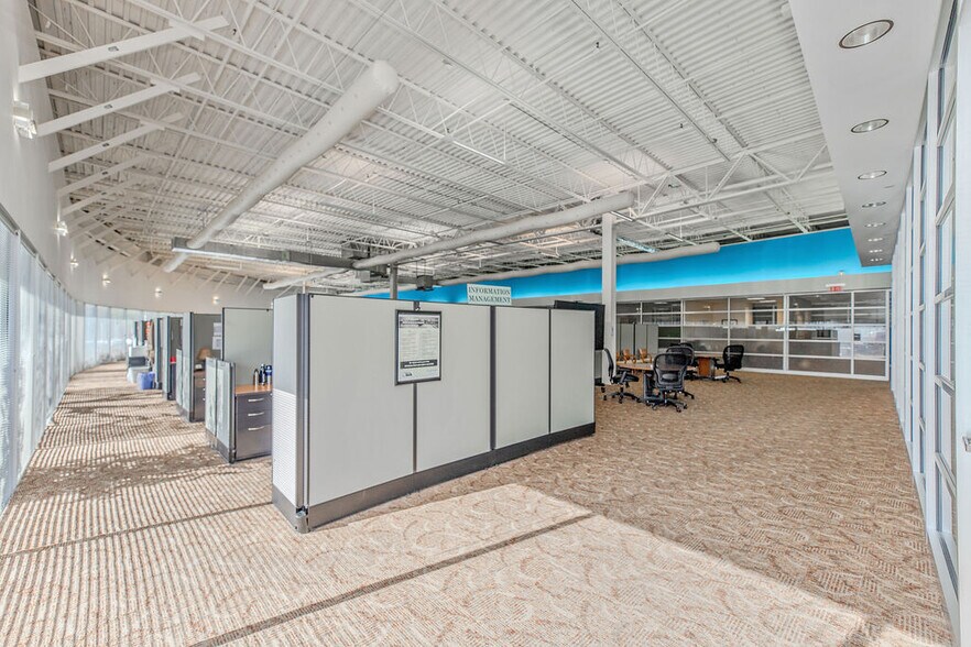 More Photos Of 81 Corbett Way, Eatontown Office For Lease