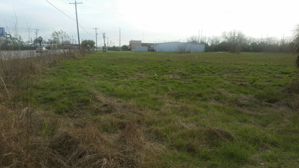 More Photos Of 115 State Highway 146, Texas City Land For Sale