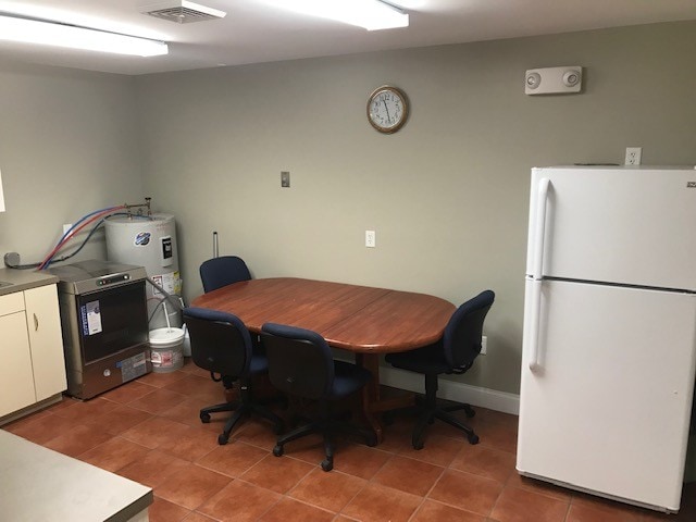 More Photos Of 145 Globe St, Fall River Office For Lease