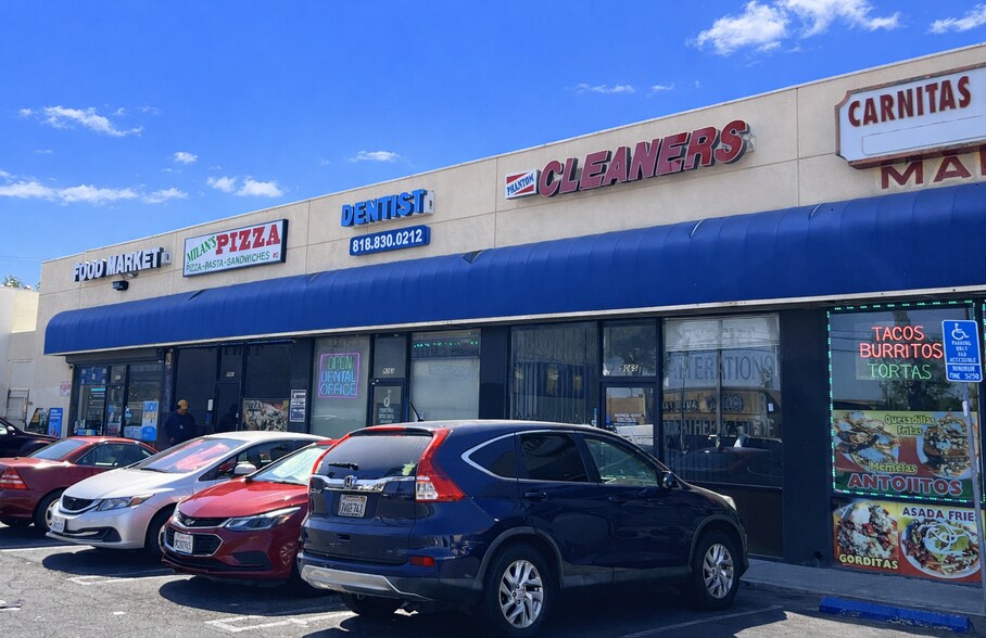 Primary Photo Of 9059-9079 Van Nuys Blvd, Panorama City Storefront For Lease