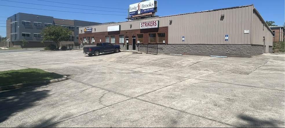 More Photos Of 2221 S Monroe St, Tallahassee Storefront Retail Office For Sale