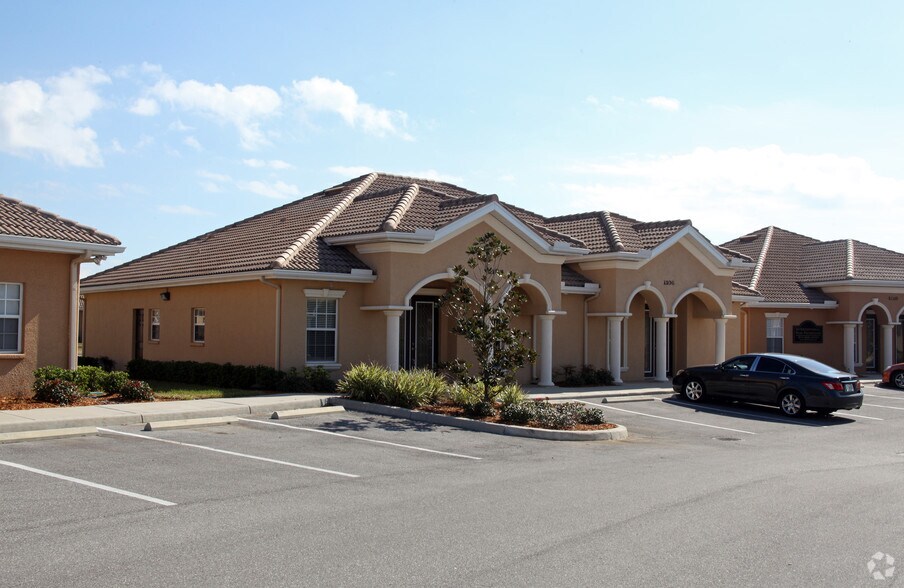 More Photos Of 1104-1106 Nikki View Dr, Brandon Coworking Space