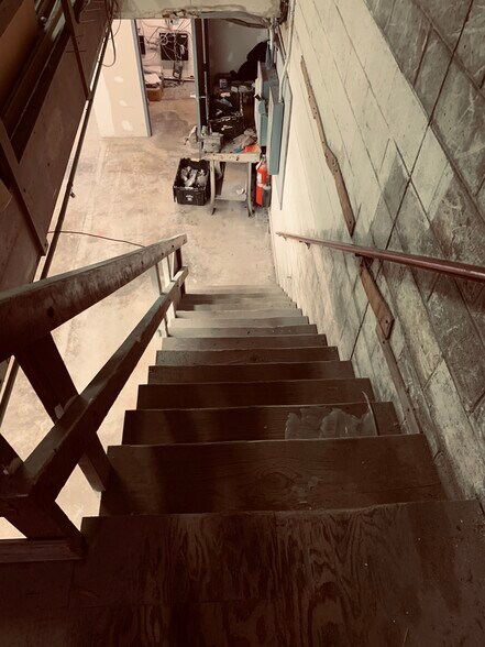 More Photos Of 4440 Salem Ave, Dayton Auto Repair For Sale