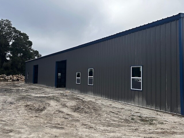 More Photos Of 20981 US-27, Williston Distribution For Sale