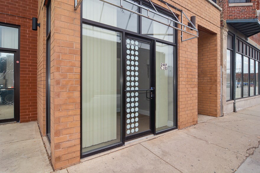 More Photos Of 2407 N Milwaukee Ave, Chicago Storefront Retail Residential For Lease