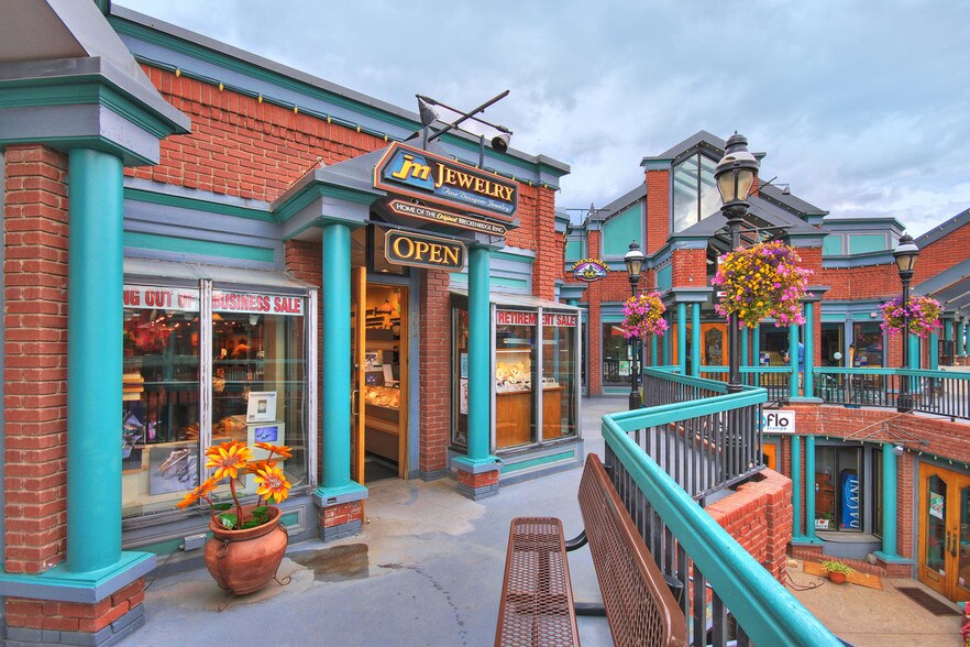 More Photos Of 100 N Main St, Breckenridge General Retail For Sale