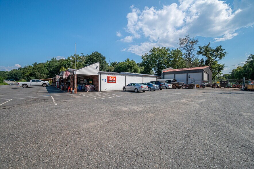 More Photos Of 969 Reepsville Rd, Lincolnton Freestanding For Sale