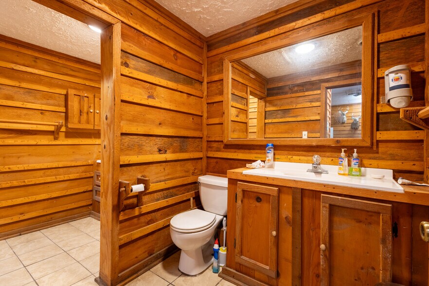 More Photos Of 217 Big Smith Br, Sassafras Marina For Sale