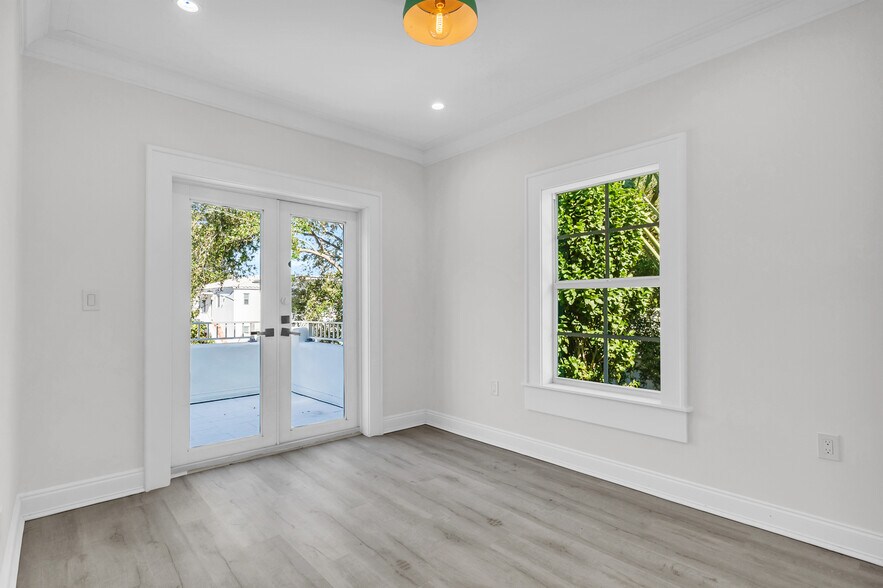 More Photos Of 563 NE 67th St, Miami Medical For Lease